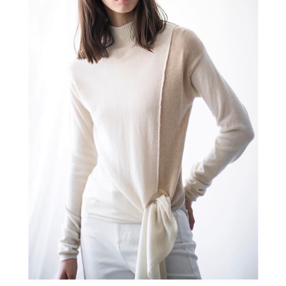 NWOT SOH cashmere Pullover with Front Tie